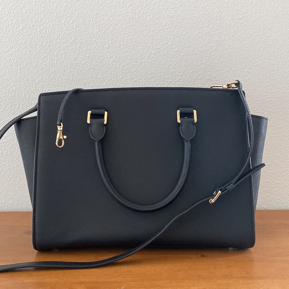 Michael Kors Selma Saffiano Leather Medium Trapeze Satchel in Black - Picture 4 of 6